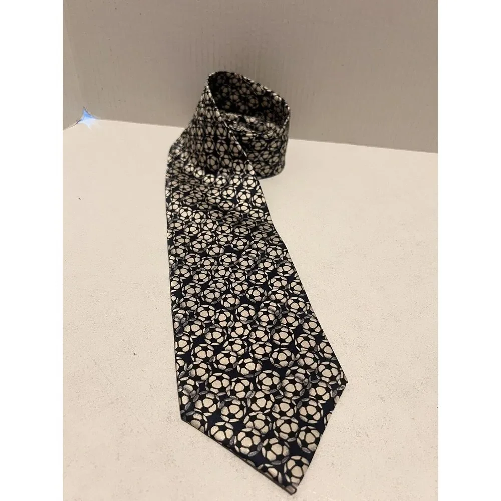 MUSEUM ARTIFACTS Men's Tie 100%‎ Silk Soccer Necktie 59.5